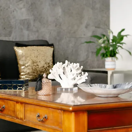 Vv Omara By Hh * プエルト・デル・カルメン