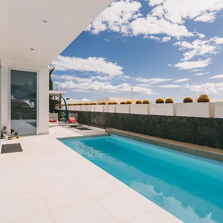 ヴィラ Vv Omara By Hh